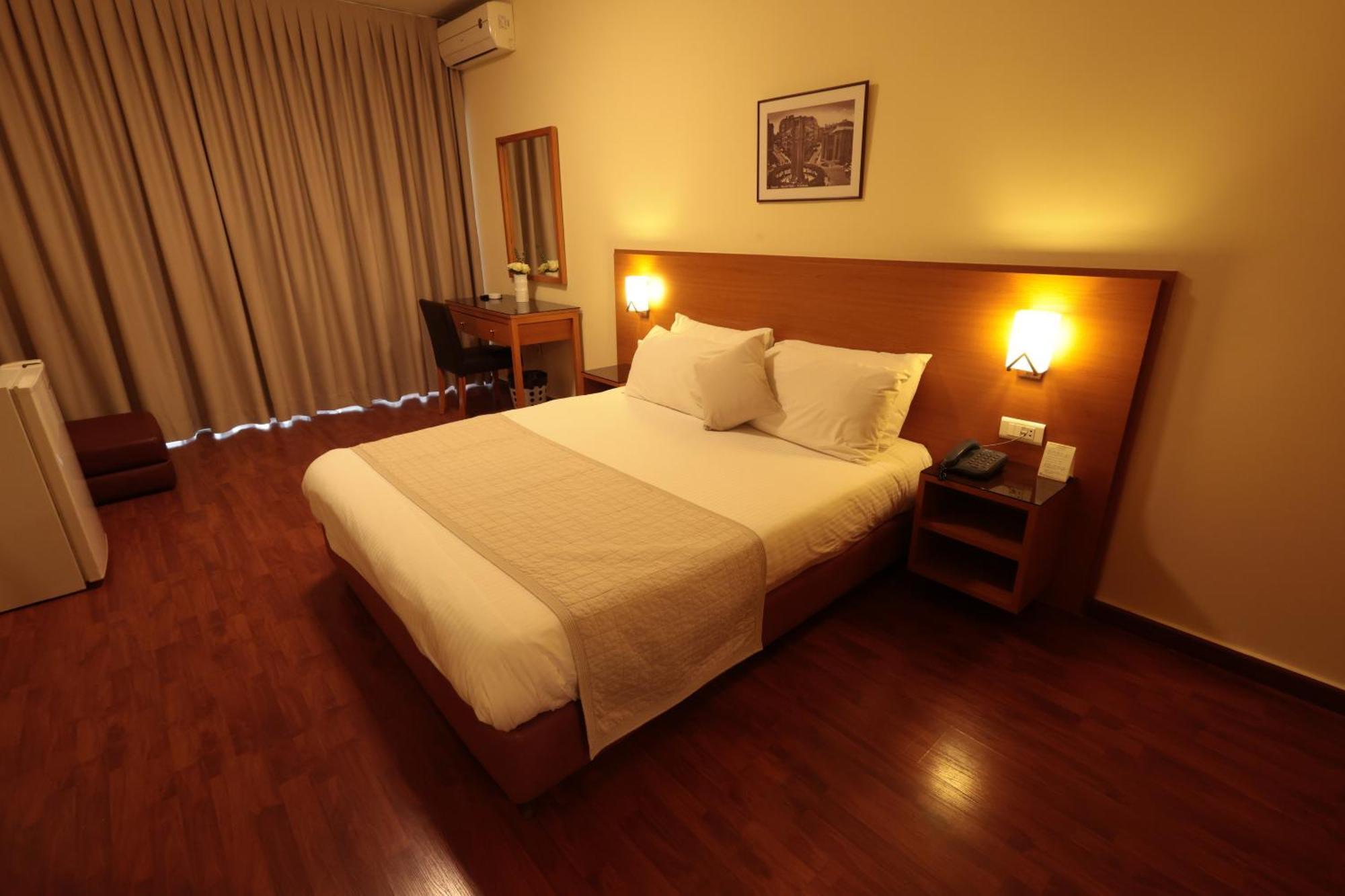 Monteverde Hotel Beit Mery Ngoại thất bức ảnh