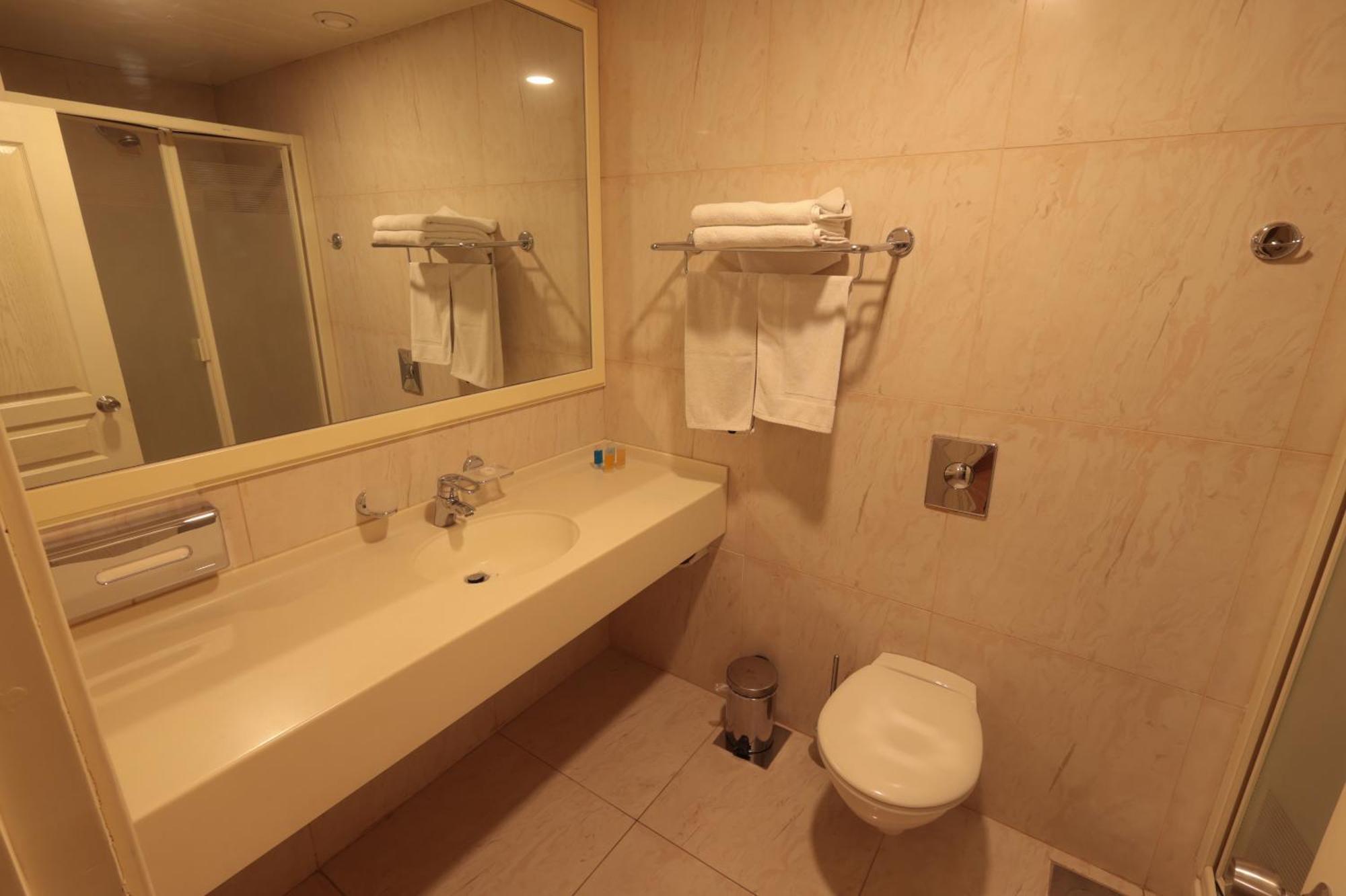 Monteverde Hotel Beit Mery Ngoại thất bức ảnh