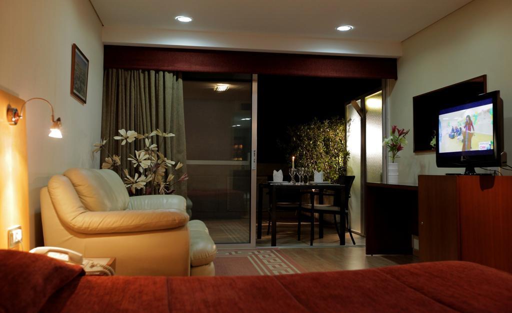 Monteverde Hotel Beit Mery Ngoại thất bức ảnh
