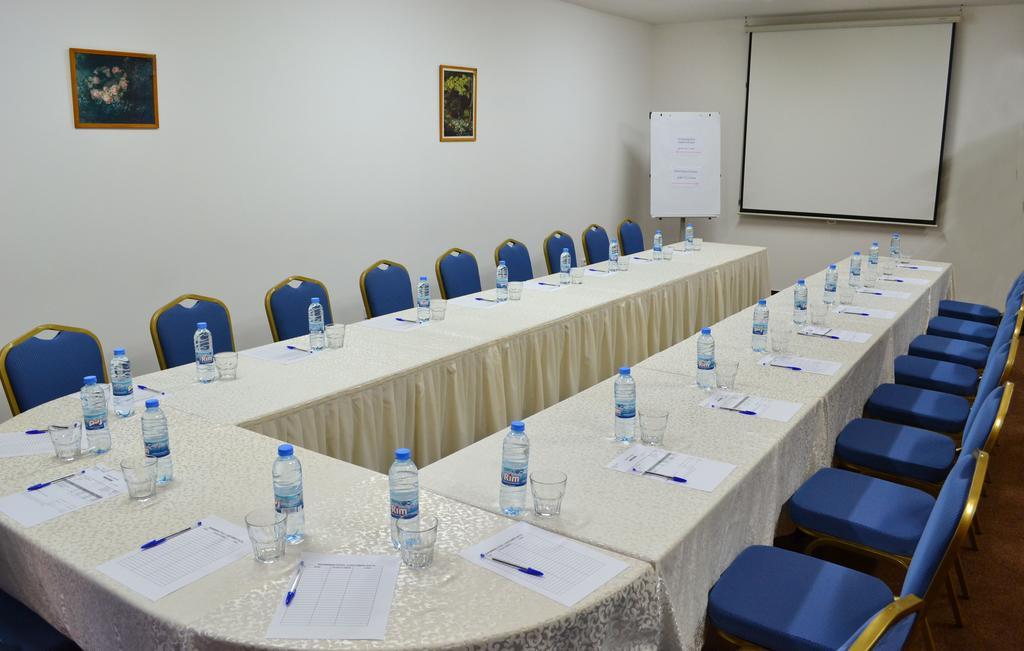 Monteverde Hotel Beit Mery Ngoại thất bức ảnh